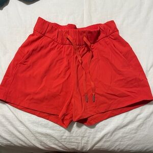 Lululemon On The Fly shorts